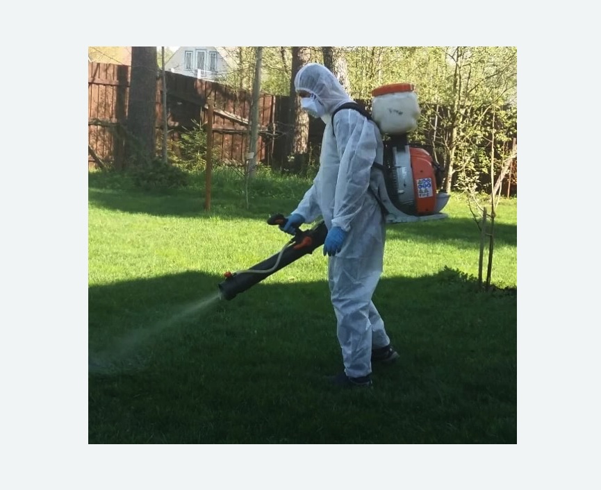 Обработка территории от клещей в Боготоле